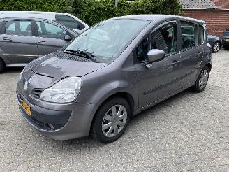 krockskadad bil auto Renault Modus Automaat 1.6 82KW VASTE PRIJS 2010/1