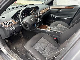 Mercedes E-klasse E-350 CGI V6 24V BlueEfficiency Sedan 4Dr Benzine 3.498cc 225kW (306pk) RWD picture 11