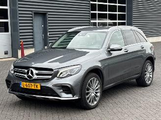 damaged passenger cars Mercedes GLC 2.0 350 e 16V 4-Matic SUV  Elektrisch Benzine 1.991cc 235kW (320pk) 4x4 2017/6