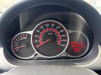 Mazda 2 1.3 16V S-VT High Power Hatchback  Benzine 1.349cc 63kW (86pk) FWD picture 13