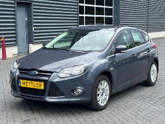 Schadeauto Ford Focus 1.6 Ti-VCT 16V 125 Hatchback 2011/5