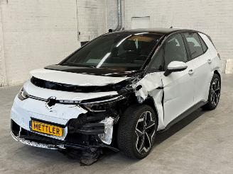 skadebil auto Volkswagen ID.3 Pro Pro S 77 kWh Hatchback 4Dr Elektrisch  150kW (204pk) RWD 2021-11  EBJC; EBJA 2022/10