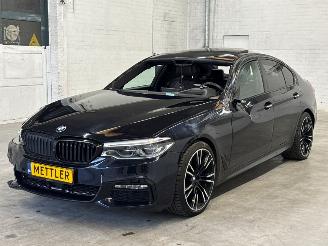 skadebil auto BMW 5-serie 540i xDrive 3.0 TwinPower Turbo 24V Sedan 4Dr Benzine 2.998cc 250kW (340pk) 4x4 2017/8