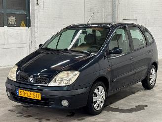 skadebil auto Renault Mégane Scénic 1.6 16V MPV  Benzine 1.598cc 79kW (107pk) FWD 2003/6
