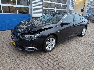skadebil auto Opel Insignia GRAND SPORT Automaat1.5 Turbo Business Executive 2019/3