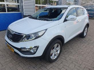 Schadeauto Kia Sportage 1.7 CRDI Plus Pack 2013/1