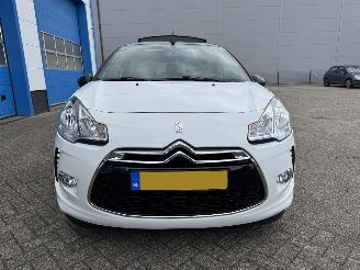 Citroën DS3 1.2 VTI  CABRIOLET picture 3