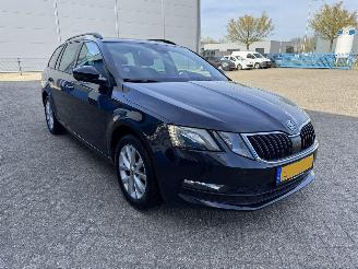 Skoda Octavia 1.0 TSI  AMBITION  BUSINESS picture 4
