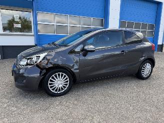 Vaurioauto  passenger cars Kia Rio 1.2 CVVT  SUPER PACK 2012/5