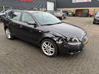Auto incidentate Audi A3 1.6 FSI 5-drs clima 2007/5
