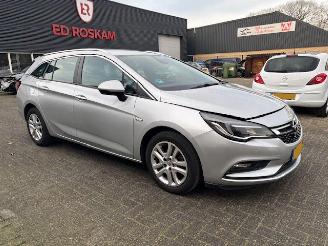  Opel Astra 1.0 Online Edition 2017/12