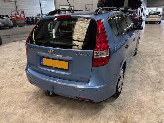 Hyundai I-30 1.4i I-drive Cool picture 3