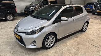 Toyota Yaris 1.5 Full Hybrid Dynamic Pano picture 3
