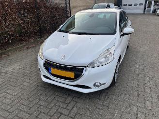 Peugeot 208 1.2 5-drs Envy Automaat NAP picture 3
