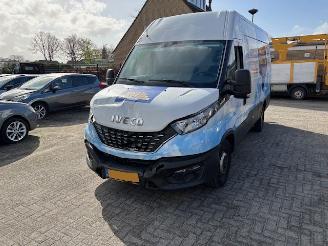 Iveco Daily 2.3 L2H3 Automaat  NAP picture 7