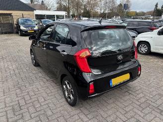 Schadeauto Kia Picanto 1.2 5-drs  DynamicLine Clima 2016/1