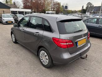 Schadeauto Mercedes B-klasse 180 CDI Edition Automaat 2013/4