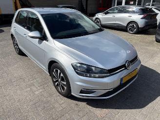 Coche accidentado Volkswagen Golf 1.0 TSI Comfort 2019/2