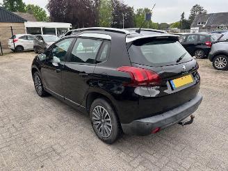 Damaged car Peugeot 2008 1.2 PureTech  ( km 39.855 Nap) 2017/12