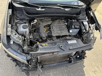 Volkswagen T-Cross 1.0 TSI Life picture 10