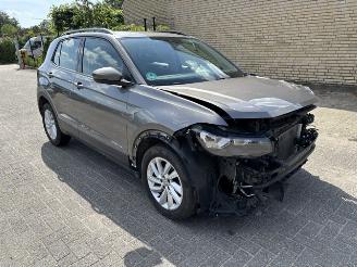 uszkodzony samochody osobowe Volkswagen T-Cross 1.0 TSI Life 2019/7