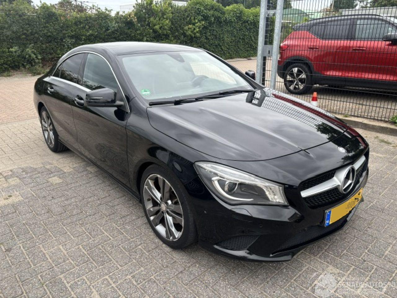 Mercedes Cla-klasse 180 Ambition Automaat