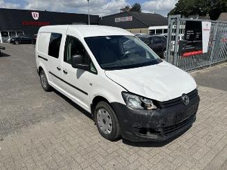 damaged commercial vehicles Volkswagen Caddy maxi 1.6 TDI Maxi NAP 2014/9