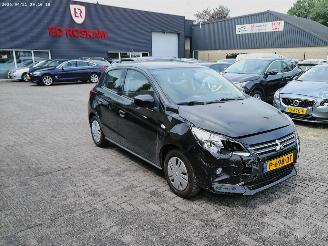 krockskadad bil auto Mitsubishi Space-star 1.2 COOL+ 2022/2