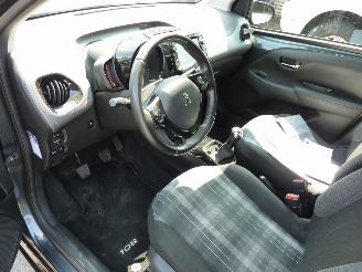 Peugeot 108 1.0 E-VTI ALLURE CLIMAT picture 8