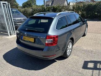 Skoda Octavia 1.0 TSI Automaat NAP picture 3