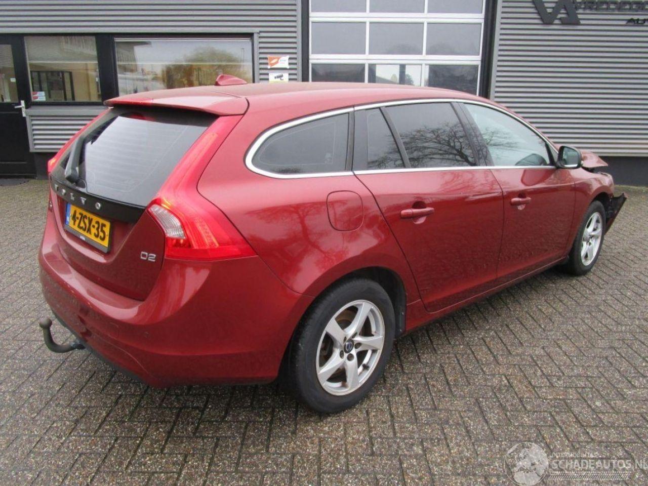 Volvo V-60 1.6 D2