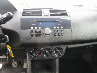 Suzuki Swift 1.3 Comfort picture 13