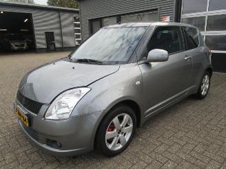 krockskadad bil auto Suzuki Swift 1.3 Comfort 2010/3