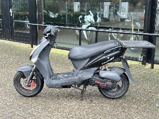Kymco  Agility 50 4T picture 2