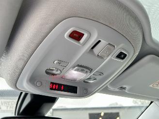 Peugeot 308 SW 1.2 PureTech Blue Lease Premium picture 21