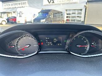 Peugeot 308 SW 1.2 PureTech Blue Lease Premium picture 19