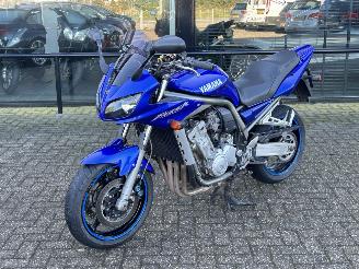 skadebil motor Yamaha FZS 1000 Fazer 2001/8