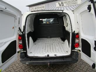 Citroën Berlingo 1.6 BlueHDI 75 Club marge picture 15