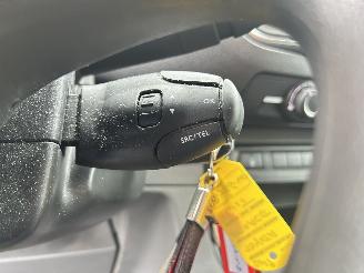 Toyota ProAce Shuttle 1.5 D-4D Cool Comfort Medium 9 personen Incl BTW. picture 21