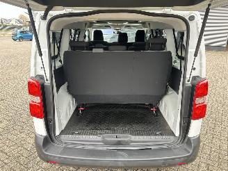 Toyota ProAce Shuttle 1.5 D-4D Cool Comfort Medium 9 personen Incl BTW. picture 15