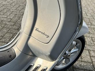 Vespa  Primavera 50 4T picture 14