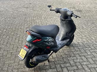 Piaggio  Zip 50 4T picture 5