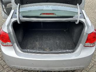 Chevrolet Cruze 1.8 LT picture 13