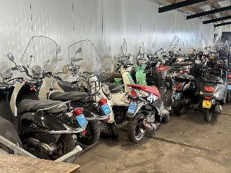 Overige  Partij 53 scooters picture 6