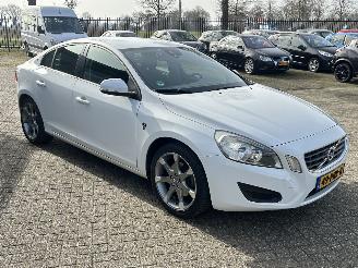 Volvo S-60 1.6 T3 150PK picture 7