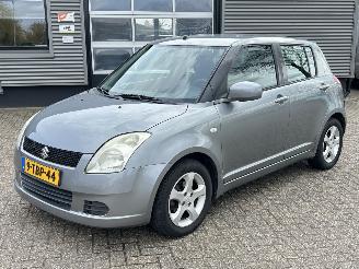 skadebil auto Suzuki Swift 1.3 GLS 2005/11