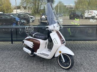 uszkodzony skutery Turbho  RB-50 2016/5