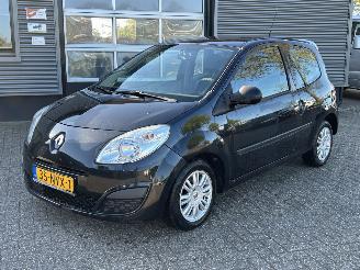 Schadeauto Renault Twingo 1.2 Night & Day 2009/6