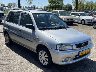 Mazda Demio 1.3 GLX picture 7