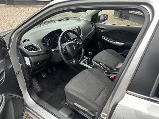 Suzuki Baleno 1.2 Smart Hybrid High Executive picture 9